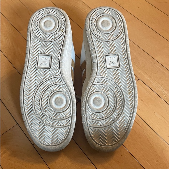 Veja White and Brown Casual Sneakers - Picture 3 of 4